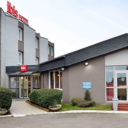 Ibis Calais Car Ferry Hotel Bagian luar foto