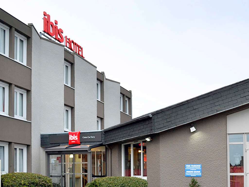 Ibis Calais Car Ferry Hotel Bagian luar foto
